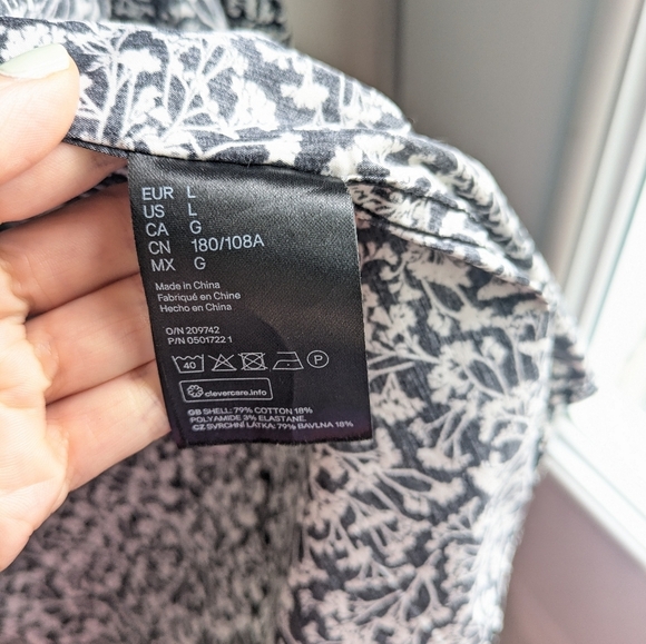 H&M slim fit floral long sleeve shirt - Picture 6 of 7